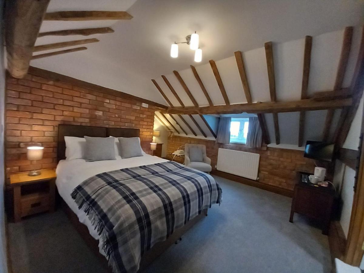 The Dolfor Inn Newtown  Zewnętrze zdjęcie